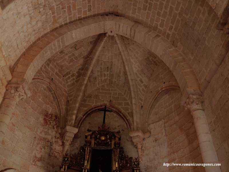 TORRE QUE CONTIENE LA CÚPULA